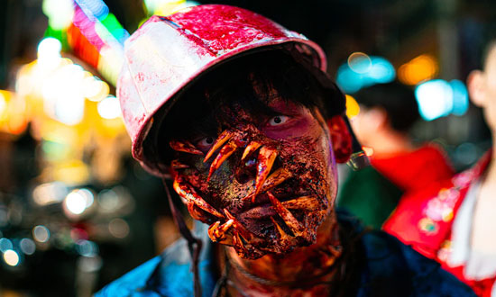 Postbild The Walking Dead den populara zombie serien Andrew Lincoln - The Walking Dead - den populära zombie-serien